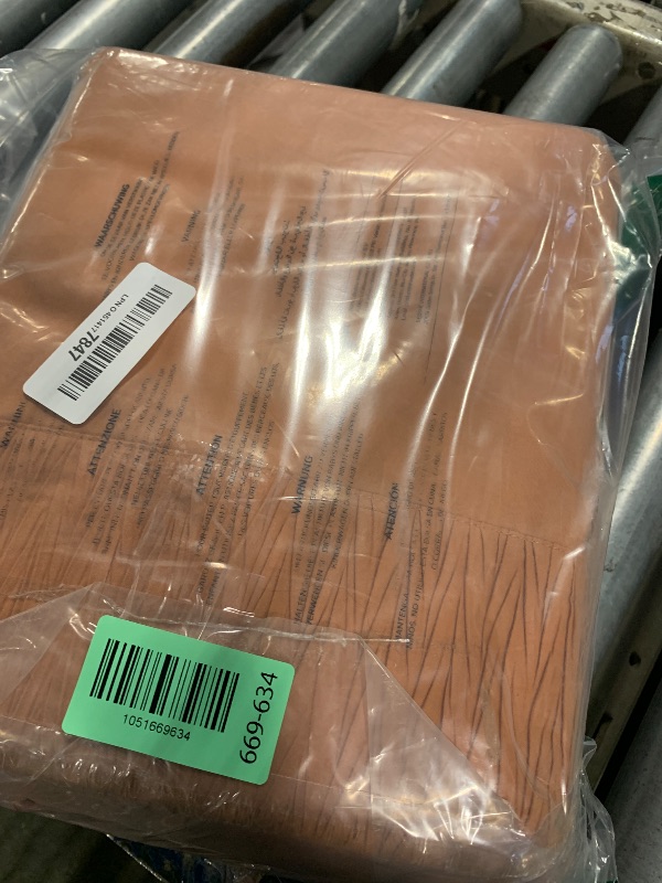 Photo 1 of ***It needs to be washed.***Bedsure California King Sheet Sets - 4 Pieces Soft Cal King Sheets - Breathable & Cooling - Hotel Luxury - Easy Care Polyester Microfiber Bedding for Women, Men, Dusty Orange