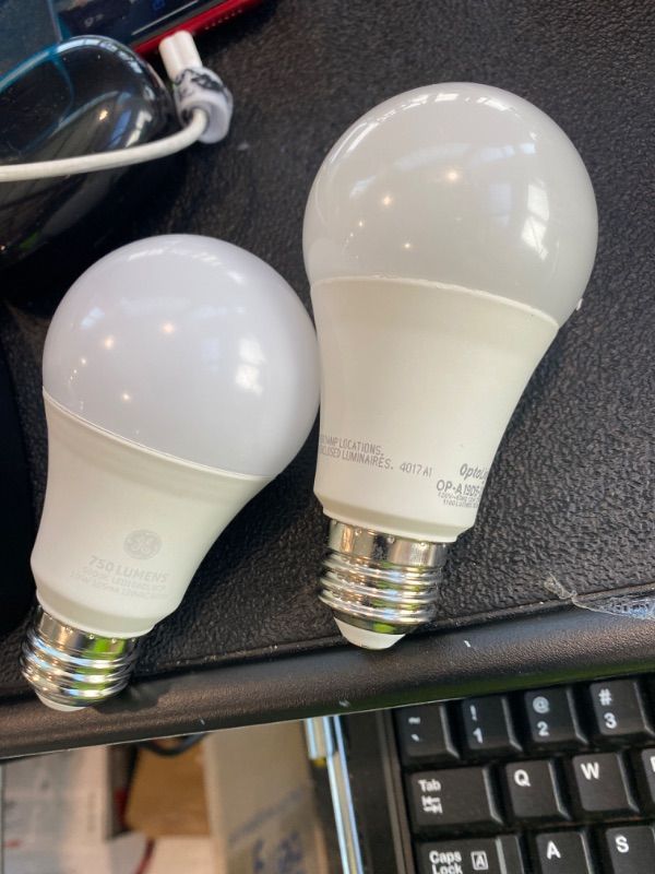 Photo 1 of ***READ CLERK NOTES*** TP-Link Tapo Smart Light Bulbs, 1100 Lumens High Brightness (75W Equivalent), Matter-Certified, 16M Colors WiFi Light Bulb, Dimmable, Works w/Siri, Alexa & Google Home, A19 E26, Tapo L535E(2-Pack)