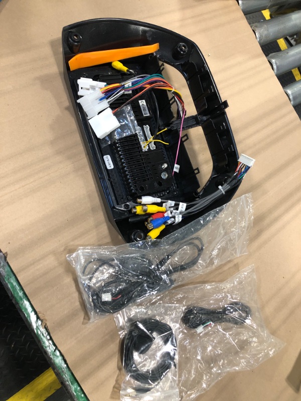 Photo 1 of [Upgrade HiFi] Car Radio for Toyota RAV4 2001-2006, [2G+64G] 9 Inch Android 13 Touch Screen Stereo with Wireless Carplay/Android Auto, Bluetooth, GPS, WiFi + Backup Camera