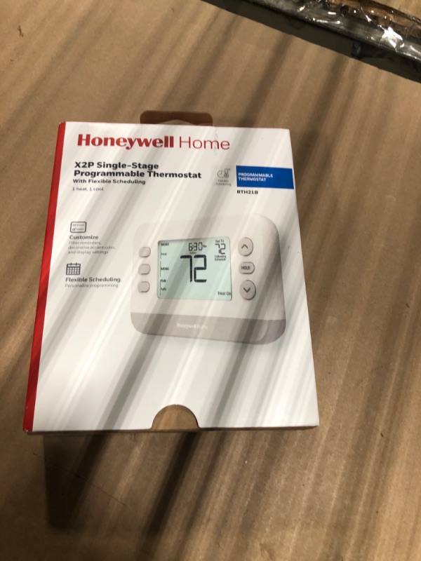 Photo 1 of *USED*
Honeywell Home Programmable Thermostat, Single-Stage, 1 Heat/1 Cool Compatibility, Flexible Schedule, X2P, White, RTH21B