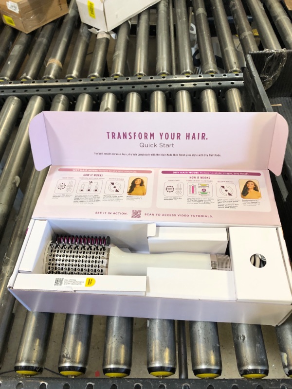 Photo 1 of Shark HT202 SmoothStyle Heated Comb + Blow Dryer Brush, Dual Mode, for All Hair Types, Silk