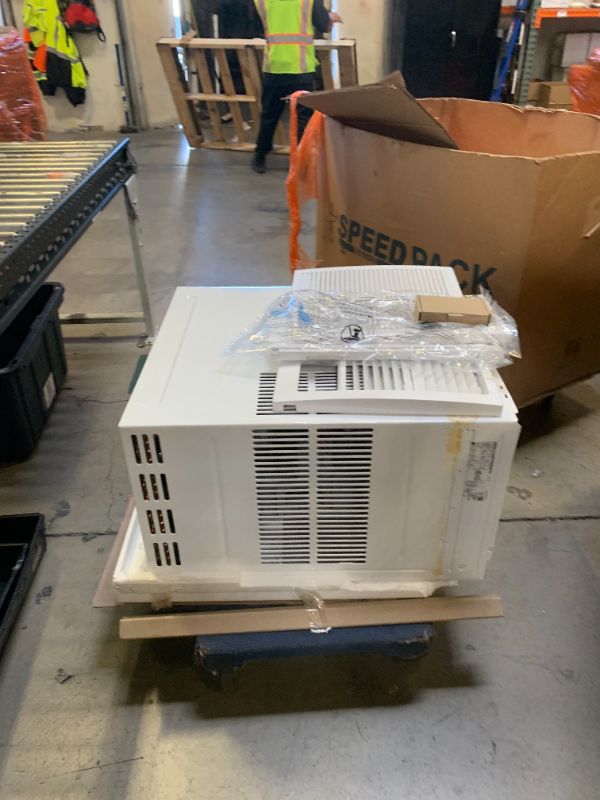 Photo 1 of LG 23,000 BTU Window Air Conditioner with Heat, 230V, AC Heater Combo Window Unit for Rooms up to 1400 Sq. Ft., Perfect for Living Room, Den, Bedroom, or Office, AC Heater Window Unit with Remote