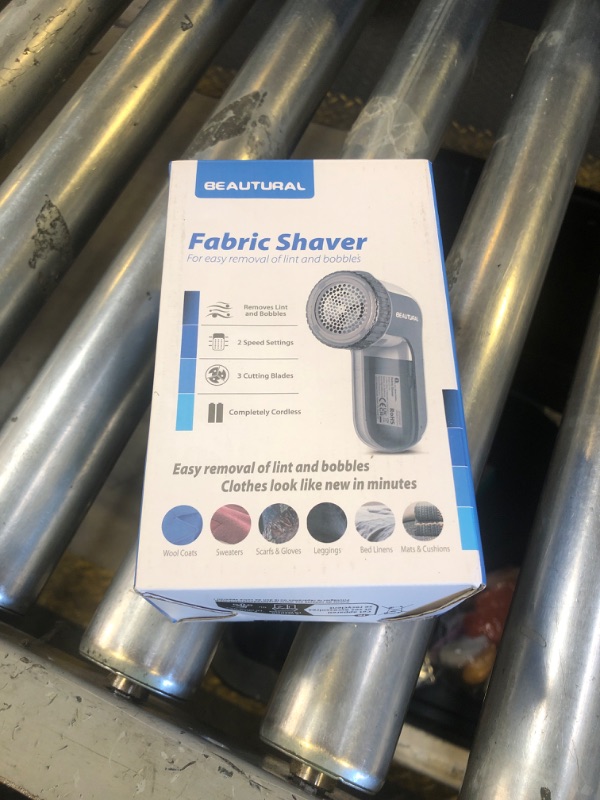 Photo 1 of BEAUTURAL Fabric Shaver and Lint Remover, Sweater Defuzzer with 2-Speeds, 2 Replaceable Stainless Steel Blades, Battery Operated, Remove Clothes Fuzz, Lint Balls, Pills, Bobbles Gray