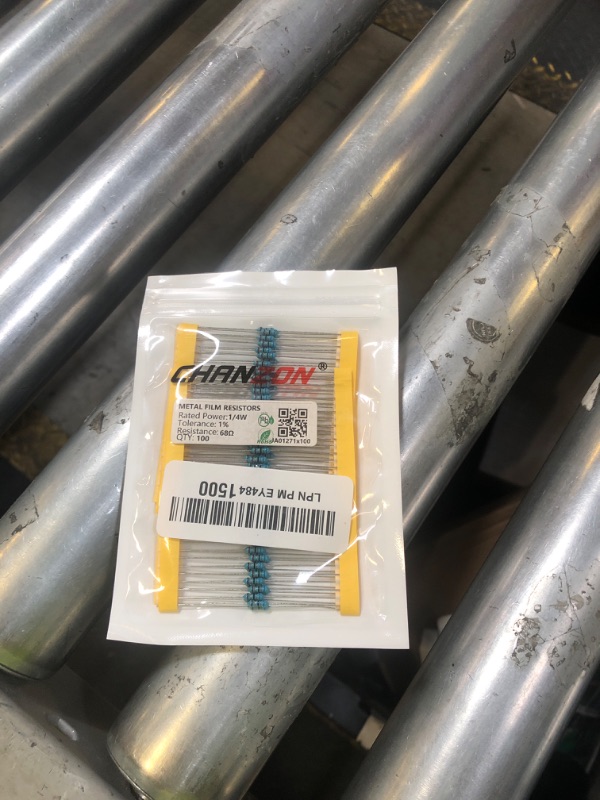 Photo 1 of Chanzon 100pcs 1/4W (0.25W) 68 ? ohm Metal Film Fixed Resistor 0.01 ±1% Tolerance 68R MF Through Hole Resistors Current Limiting Rohs Certificated