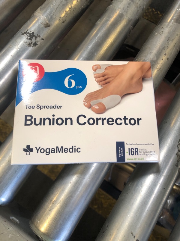 Photo 1 of YOGAMEDIC Bunion Corrector Toe Separator - 6-Piece Soft Silicone Pads for Big Toe Relaxation & Hallux Valgus Support - BPA-Free One-Size Protector for Overlapping Toes Unisex