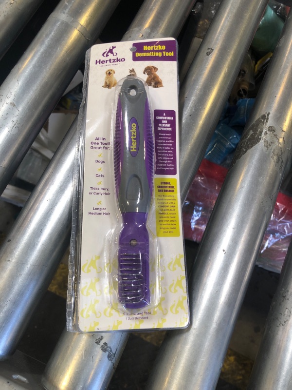 Photo 1 of Hertzko Cat and Dog Dematting Tools Single Sided Dog and Cat Dematting Comb - for All Pets - Effortlessly Removes Tangles, Mats, and Loose Fur - Safe, Easy Grooming for Cats and Dog - Large