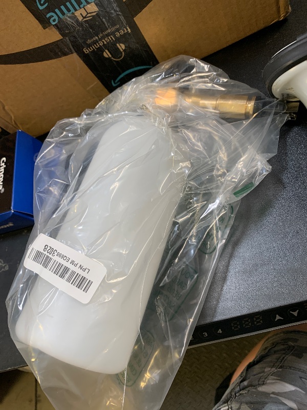 Photo 1 of Tool Daily Foam Cannon with 1/4 Inch Quick Connector, 1 Liter, 5 Pressure Washer Nozzle Tips