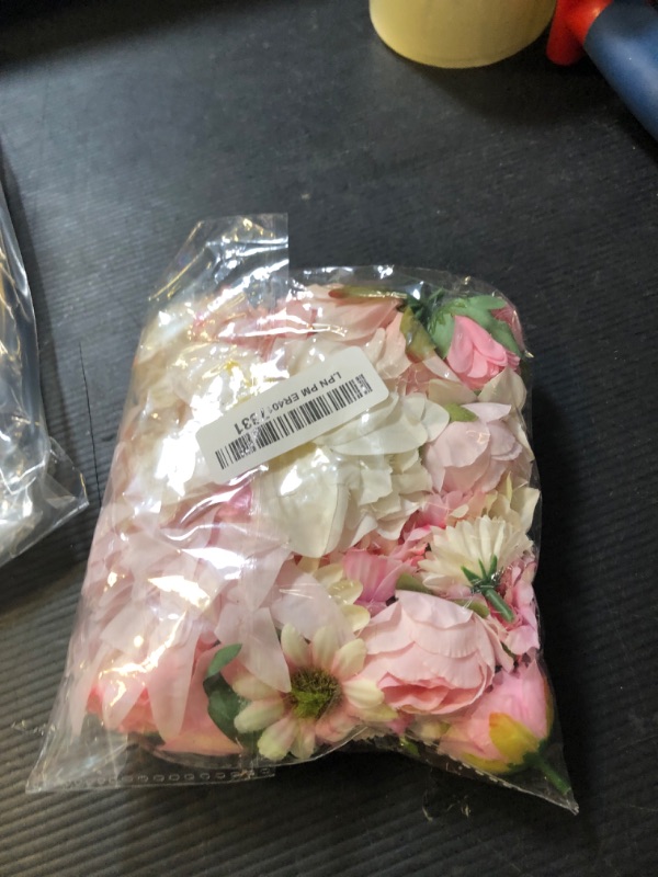 Photo 1 of Artificial Pink Flowers Bulk Silk Roses Fake Flowers Heads for Crafts - DIY Home Spring Garden Floral Party Wildflower Garland Hanging Decoration Mini Big Small Faux Fabric Flowers Heads 3-12cm (Pink)