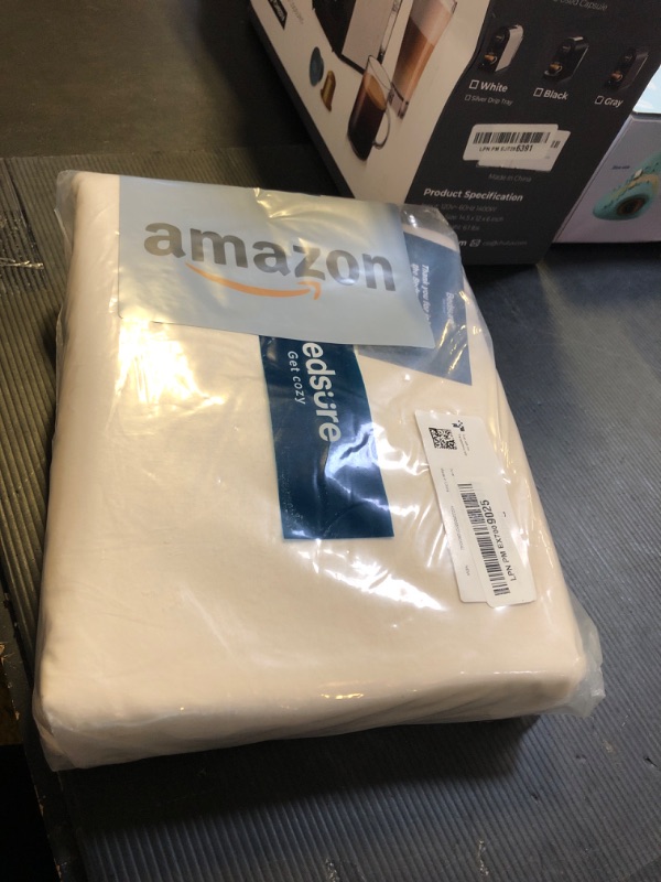 Photo 1 of Bedsure Oat Milk Duvet Cover Queen Size - 3 Pieces Prewashed Cotton-Like Extra Soft Bedding Set, Includes 1 Duvet Cover 90x90 Inches with Zipper Closure & 2 Pillow Shams, Comforter Not Included