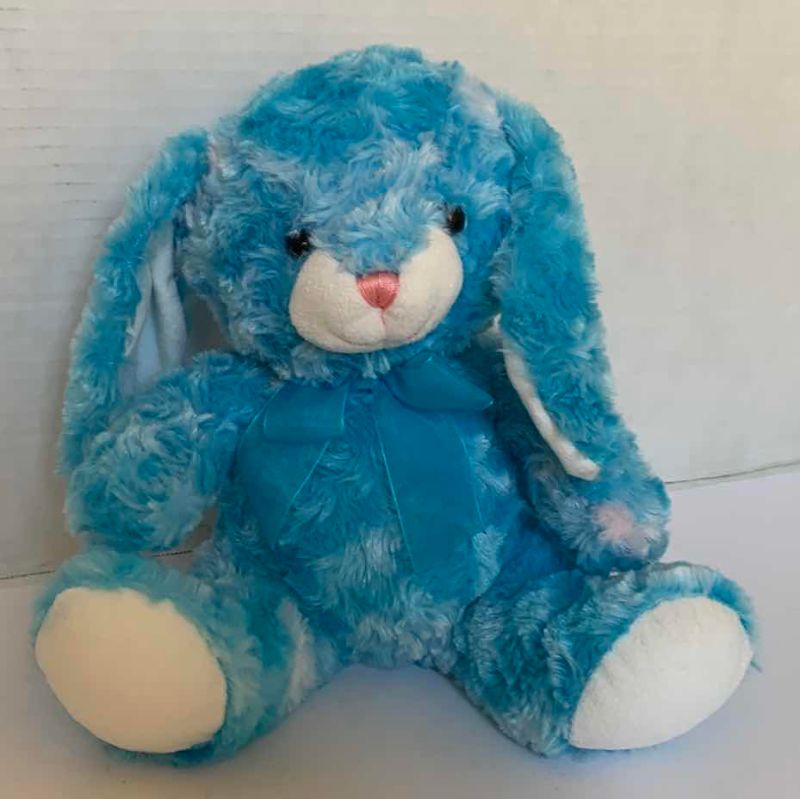 Photo 1 of 2001 COLLECTIBLE HASBRO DISNEY PIXAR MONSTERS INC BABBLIN’ BOO DOLL 12”H & 2 PLUSH TOYS