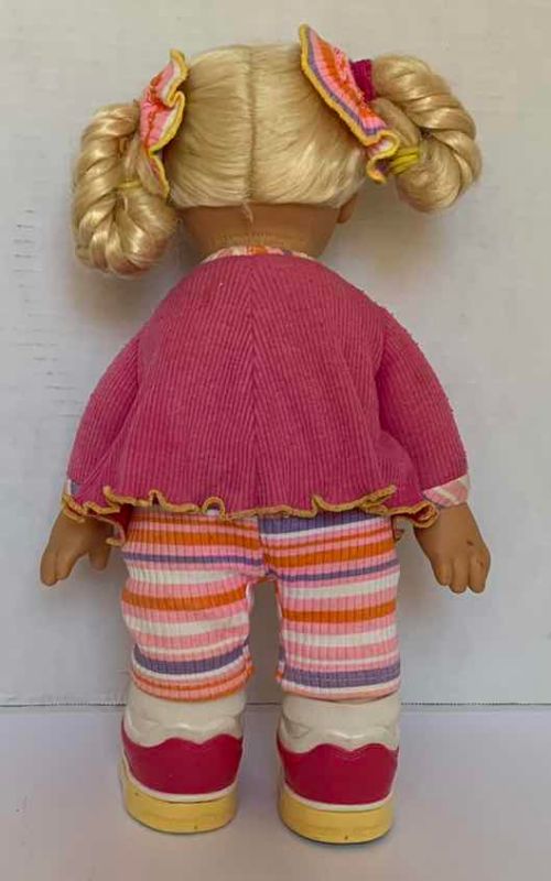 Photo 1 of VINTAGE 1999 HOPSCOTCH HEATHER DOLL 16”H