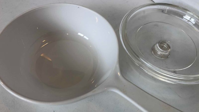 Photo 1 of VINTAGE CORNING WARE LE SAUGE SPICE OF LIFE PAN WITH LID