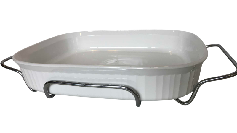 Photo 1 of CORNING WARE FRENCH WHITE 4.5 LITER F-21-B