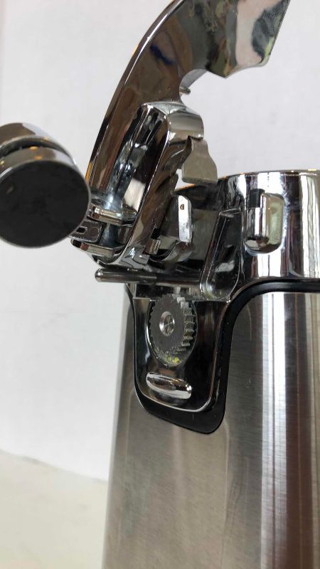 Photo 1 of HAMILTON BEACH ELECTRIC CAN OPENER