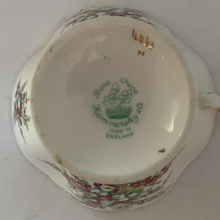 Photo 1 of HAMMERSLEY BONE CHINA TEA CUP & SAUCER SET #4060