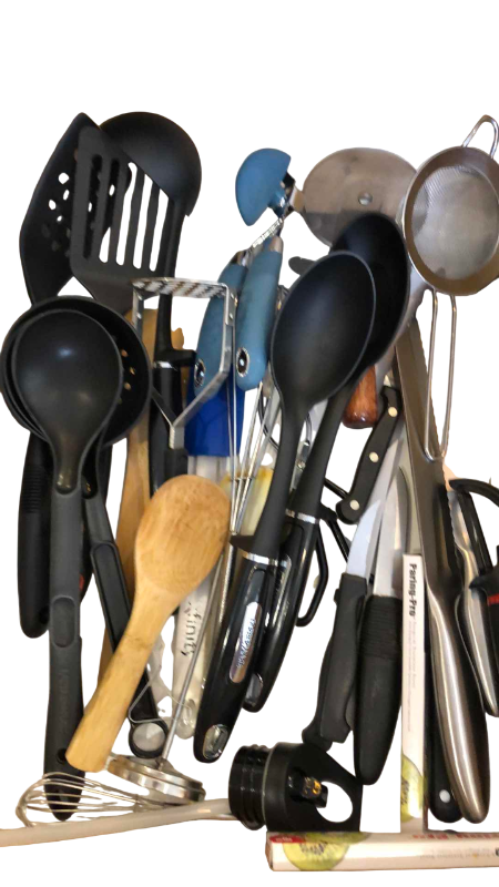 Photo 1 of CONTENTS OF DRAWER: KNIVES AND SERVING UTENSILS