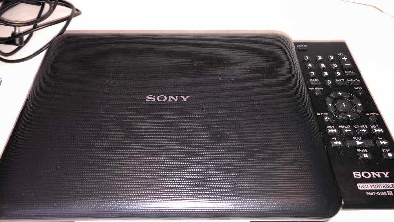 Photo 1 of SONY DVD PORTABLE RMT-D195