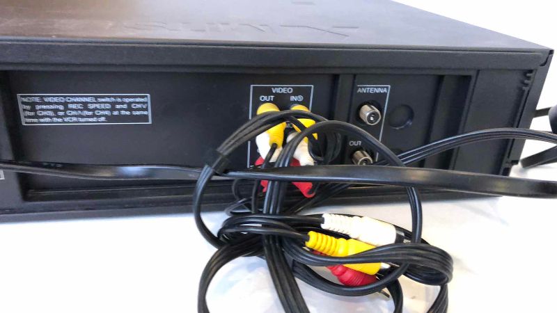 Photo 1 of MITSUBISHI HI-FI VHS PLAYER MODEL HS-U445