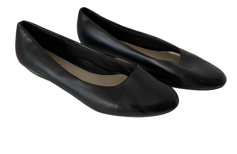 Photo 1 of BASIC EDITIONS SHOES SIZE 8 1/2W