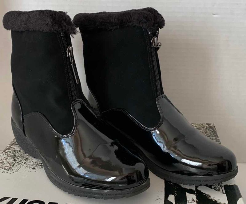 Photo 1 of KHOMBU MORGAN SHOES SIZE 8M & ROCKET DOG SHOES SIZE 9M