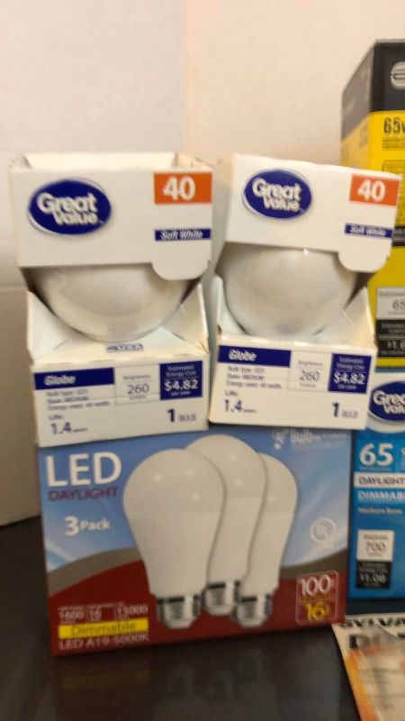 Photo 1 of LIGHT BULBS