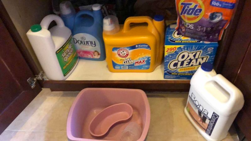 Photo 1 of LAUNDRY SUPPLIES