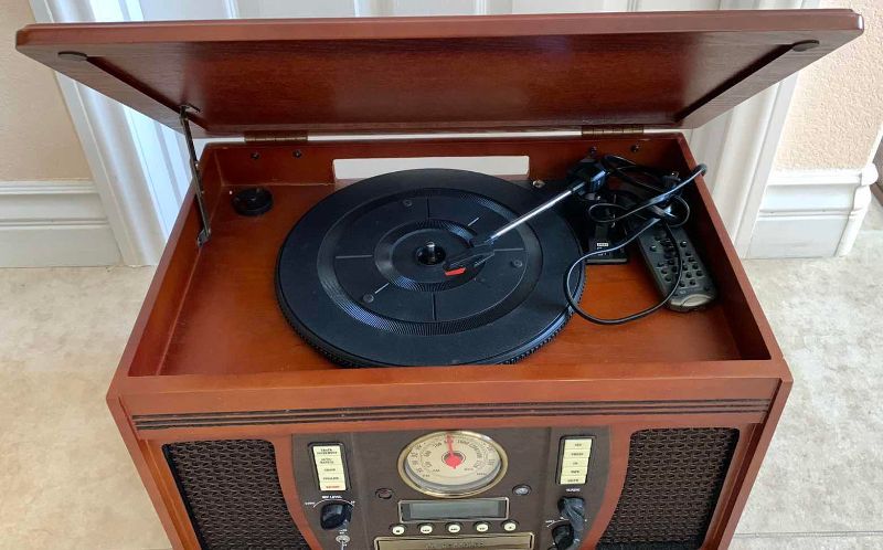 Photo 1 of INNOVATIVE TECHNOLOGY WOODEN MUSIC CENTER WITH RECORDABLE CD PLAYER 20” X 13” X 12”H