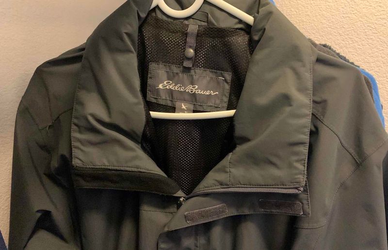 Photo 1 of MENS COLUMBIA, EDDIE BAUER, ST JOHN’S BAY & ORIGINAL WEATHERPROOF JACKETS (6) SIZE M-XL