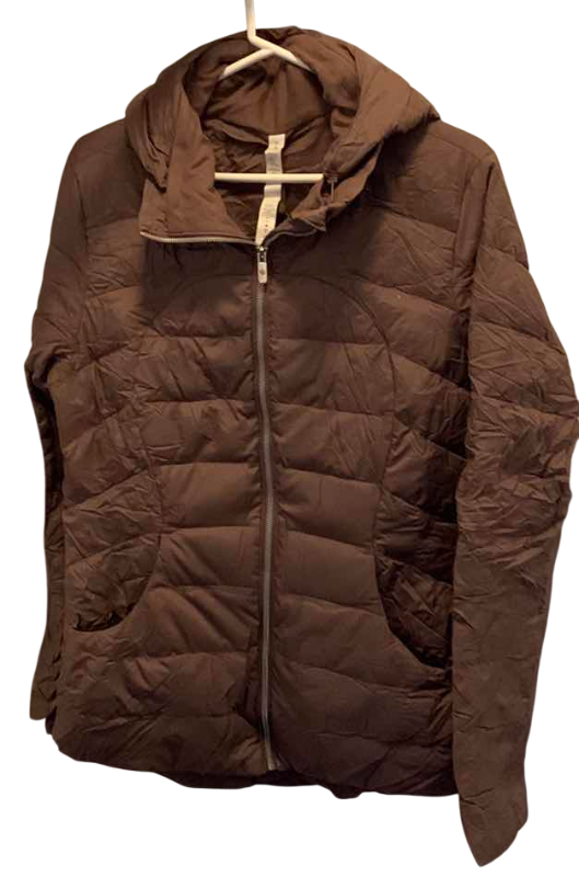 Photo 1 of LULULEMON PACKABLE PUFFER JACKET WITH TRAVEL BAG SIZE 12