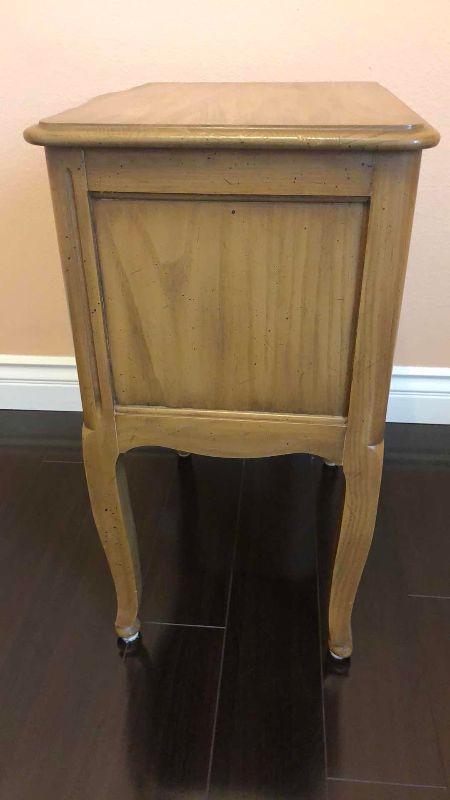 Photo 1 of VINTAGE DAVIS CABINET COMPANY FRENCH PROVINCIAL NIGHTSTAND 21” X 16” H 28”