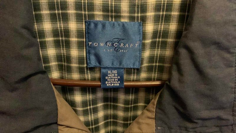 Photo 1 of MENS JACKETS SIZE XL COLUMBIA