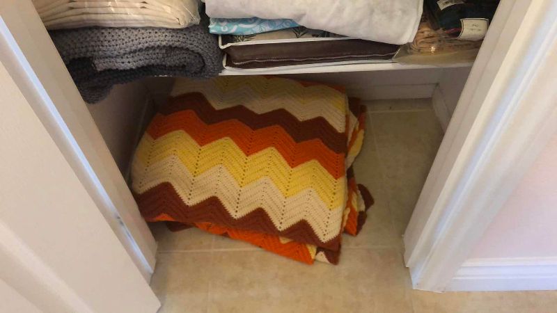 Photo 1 of CONTENTS OF CLOSET LINEN AND TOWELS