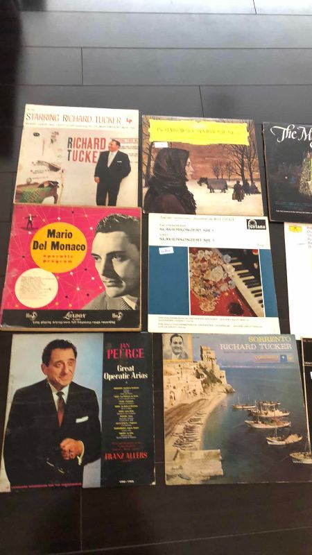 Photo 1 of VINTAGE CLASSICAL MUSIC RECORD ALBUMS