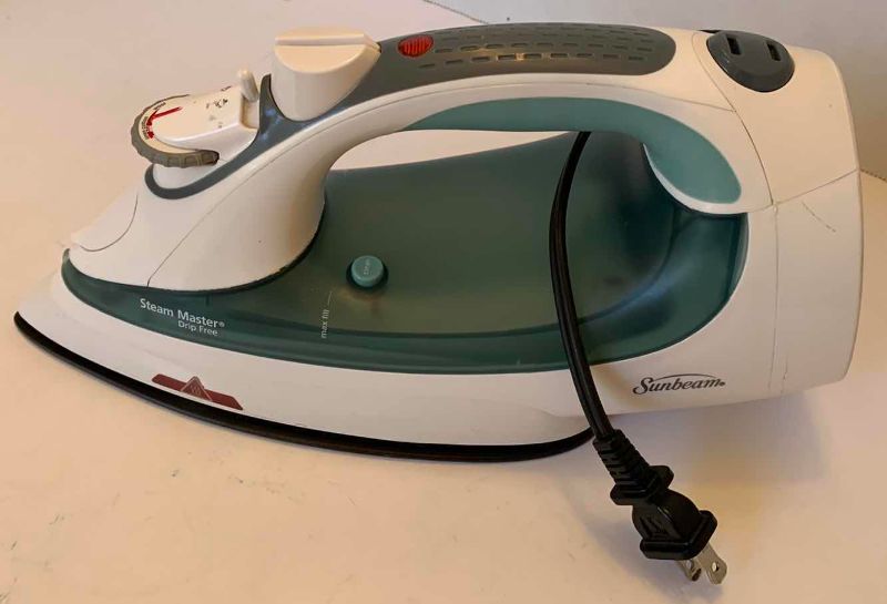 Photo 1 of SUNBEAM STEAM MASTER IRON & LINT ROLLER