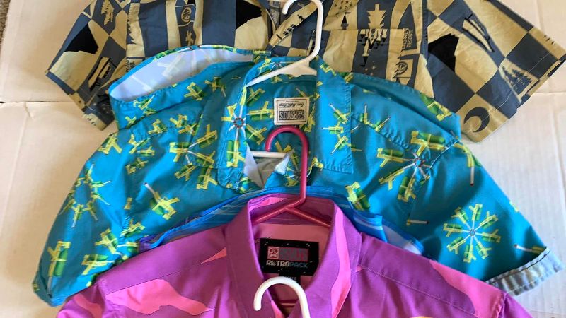 Photo 1 of 5 SHIRTS SIZE S