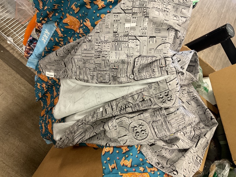 Photo 1 of 2 STAR WARS SHIRTS SIZE S