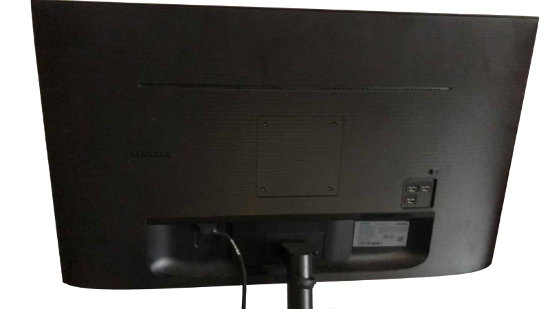 Photo 1 of SAMSUNG 32" SMART MONITOR M70F COLOR DISPLAY UNIT MODEL S32AM702UN