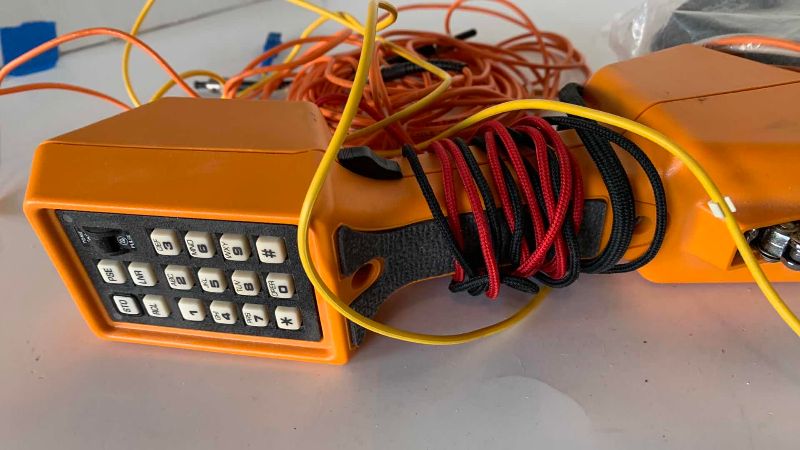 Photo 1 of HARRIS TS22A TELEPHONE TROUBLE SHOOTING DEVICES