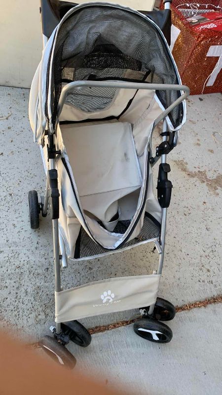 Photo 1 of PET STROLLER