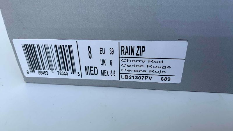 Photo 1 of WOMENS KENNETH COLE RAIN BOOTS SIZE 8