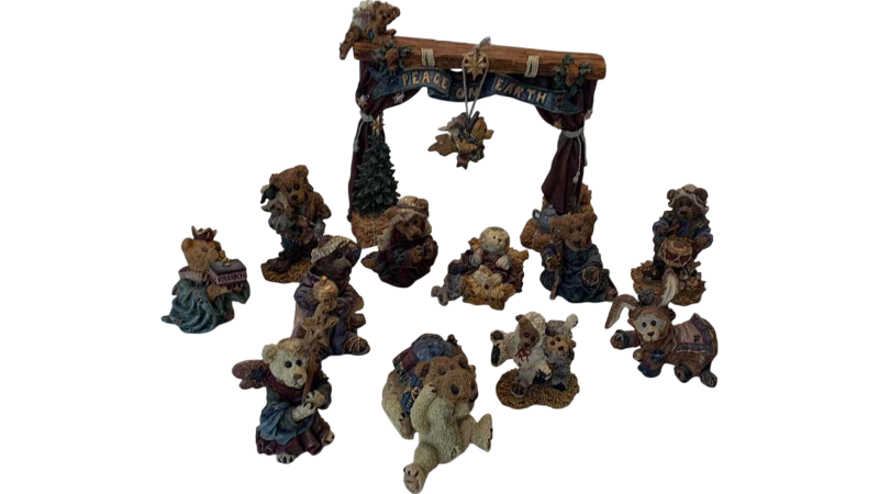 Photo 1 of BOYDS BEAR NATIVITY SCENE FIGURINES