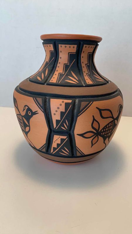 Photo 1 of ESTATE, SANTO DOMINGO HANDMADE PUEBLO POTTERY PIECE BY THOMAS TENORIO 8””