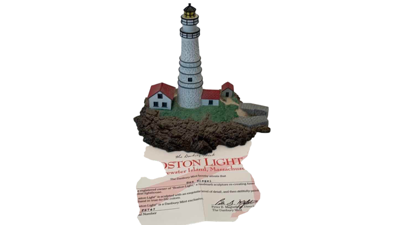 Photo 1 of DANBURY MINT BOSTON LIGHTHOUSE LITTLE BREWSTER ISLAND, MASSACHUSETTS
