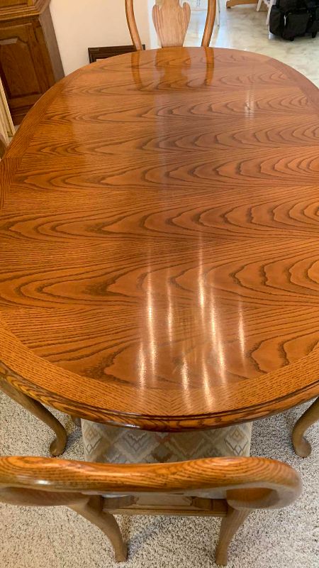 Photo 1 of THOMASVILLE, TRADITIONAL DINING, SET, SOLID OAK TABLE, QUEEN AND STYLE LEGS INCLUDE LEAVES AND PAD