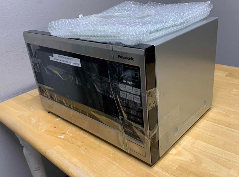 Photo 1 of PANASONIC MICROWAVE