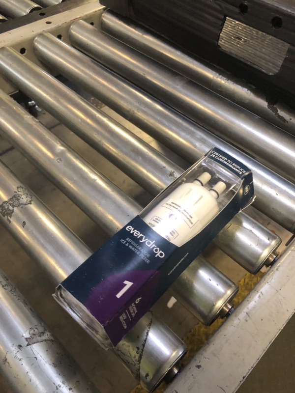 Photo 1 of everydrop by Whirlpool Ice and Water Refrigerator Filter 1, EDR1RXD1, Single-Pack , Purple