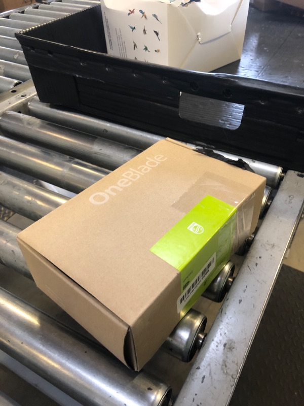 Photo 1 of Philips Norelco OneBlade 360 Pro Face + Body, Hybrid Electric Beard Trimmer, Shaver and Bodygroomer, with 360 Blade Technology, Model QP6552/900
