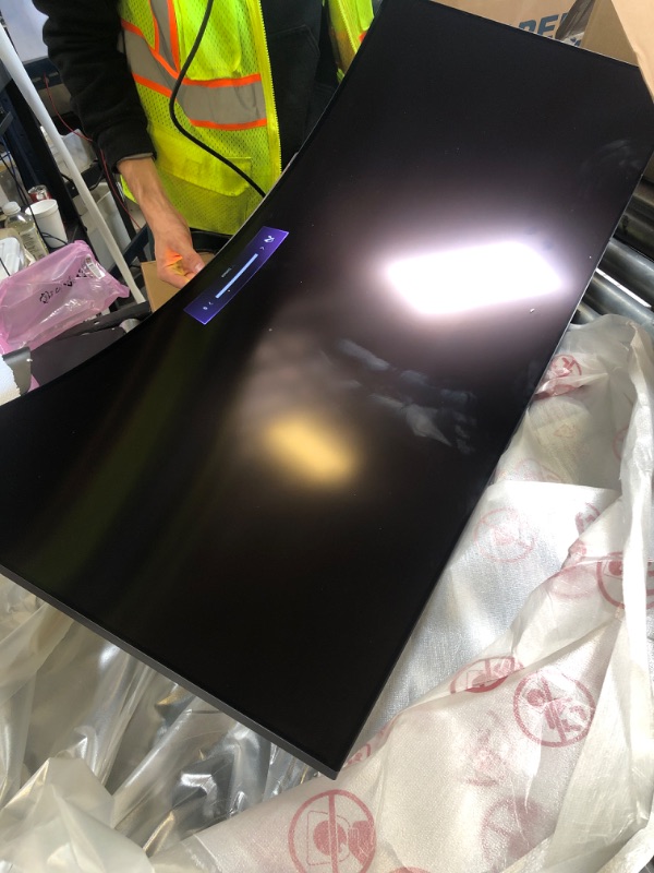Photo 1 of LG 45GS95QE Ultragear OLED Curved Gaming Monitor 45-Inch WQHD 800R 240Hz 0.03ms DisplayHDR True Black 400 AMD FreeSync Premium Pro NVIDIA G-Sync HDMI 2.1 DisplayPort Tilt/Height/Swivel Stand - Black