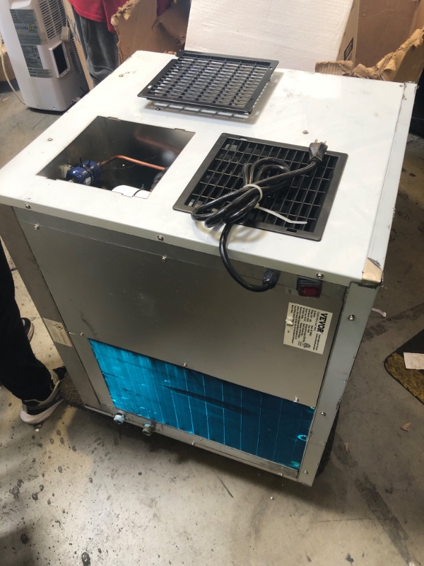 Photo 1 of VEVOR Commercial Ice Maker Machine-Head 800 lbs/24 h, 26 Inch Stainless Steel Industrial Ice Machine, Self-Cleaning and Scheduled Ice Making, Modular Ice Cube Machine for Restaurant Hotel - Head Only PART ONLY
