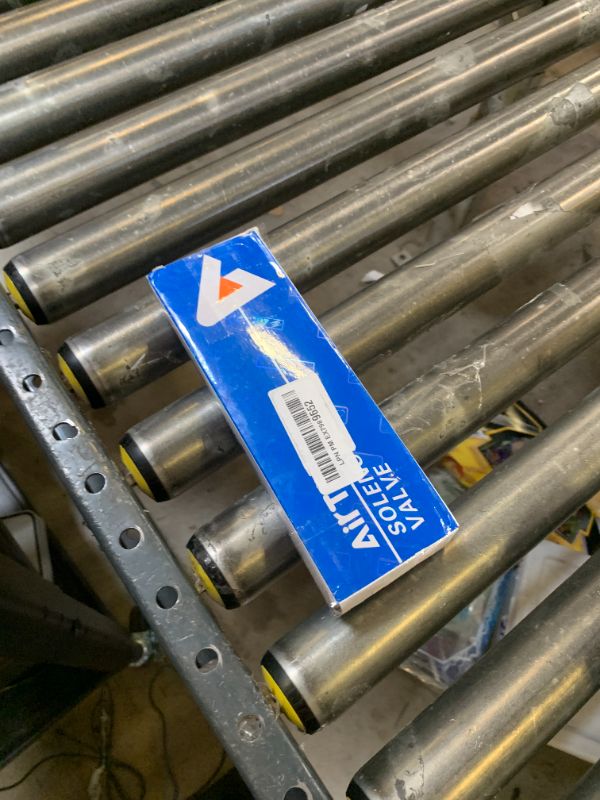 Photo 1 of Solenoid Valve AirTAC 4V330C-10 DC24V 3/8"PT Double Solenoid 5/3 Way Closed Center Air Pneumatic Internal Pilot 21-114 PSI 5 Port 3 Position Have Memory Function.